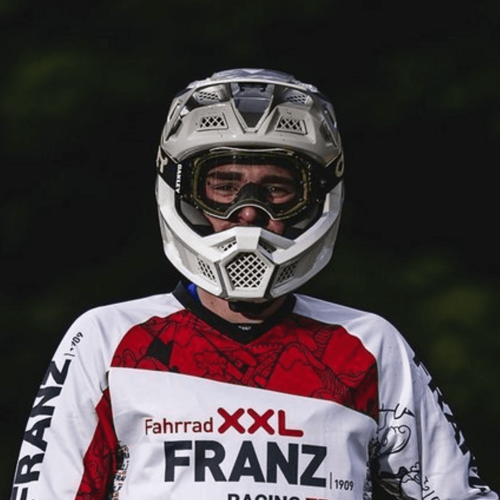 Portrait of Timo Hahn